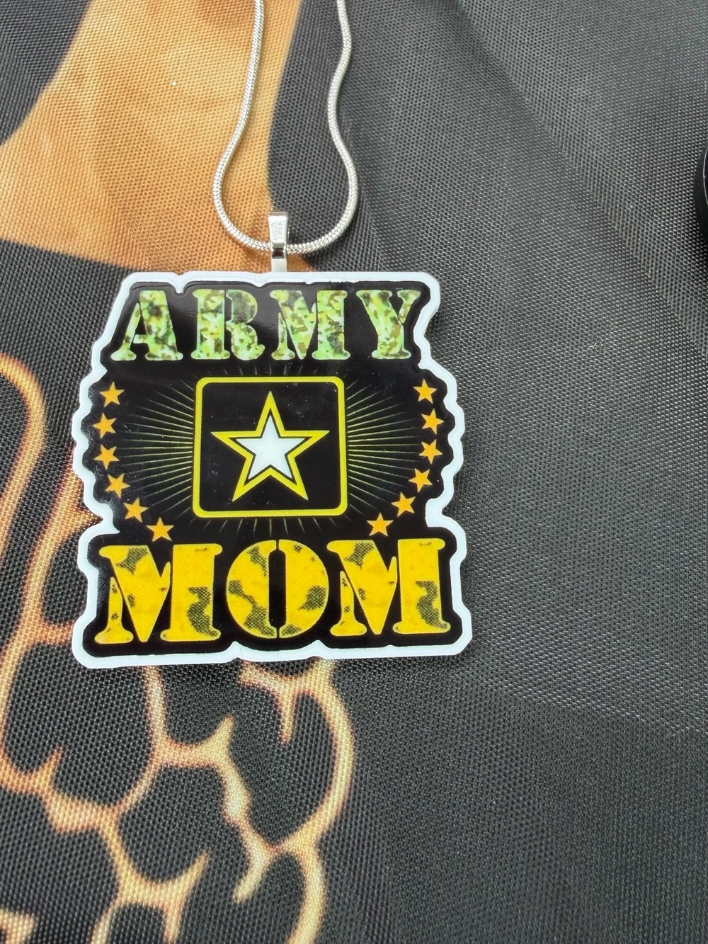 Army Mom Star Pendant Necklace - Black & Yellow
